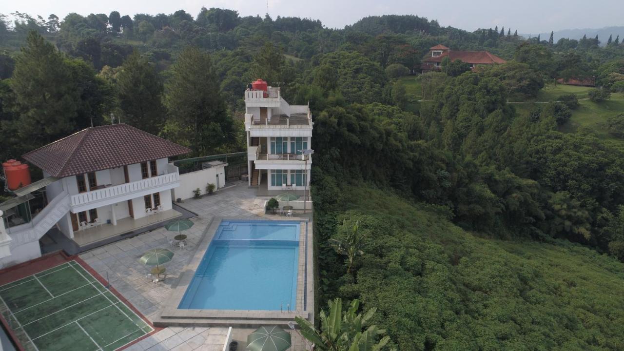 Villa Bukit Berkat Bogor Exteriör bild